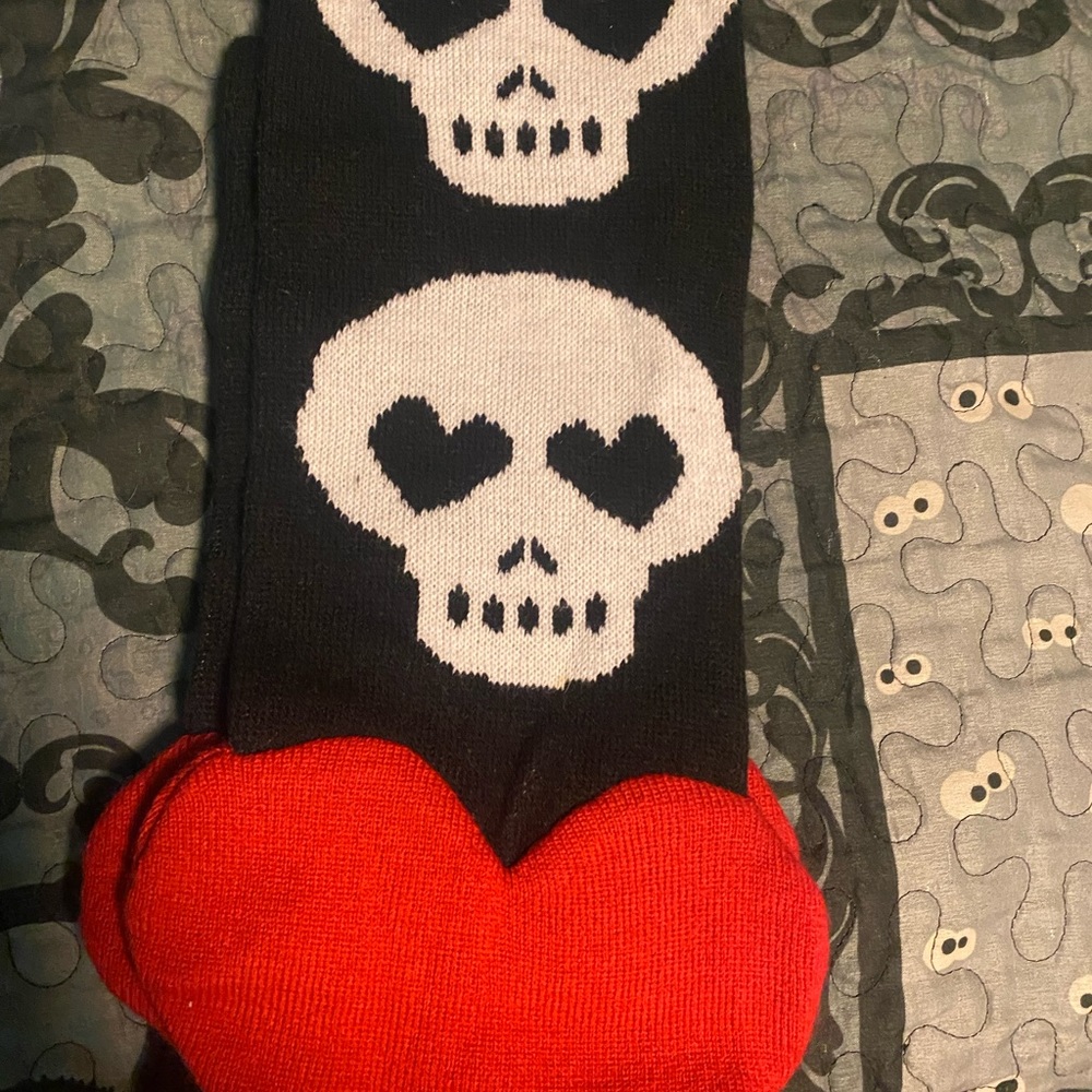 Skull scarf - Picture 4 of 4